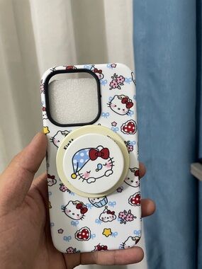 Hello Kitty White and Red Patterned Phone Case with Cream PopSocket
